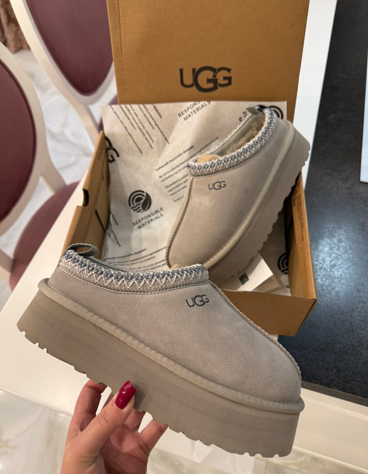 UGG Tazz sive