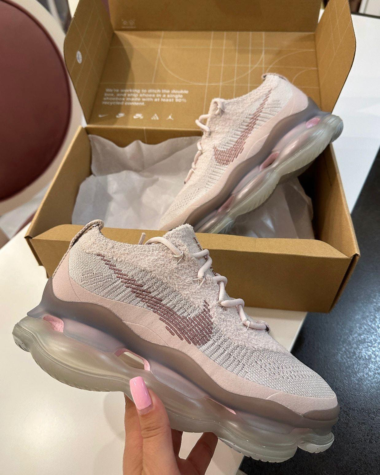 Nike Air Max Scorpion Flyknit "Barely Rose"