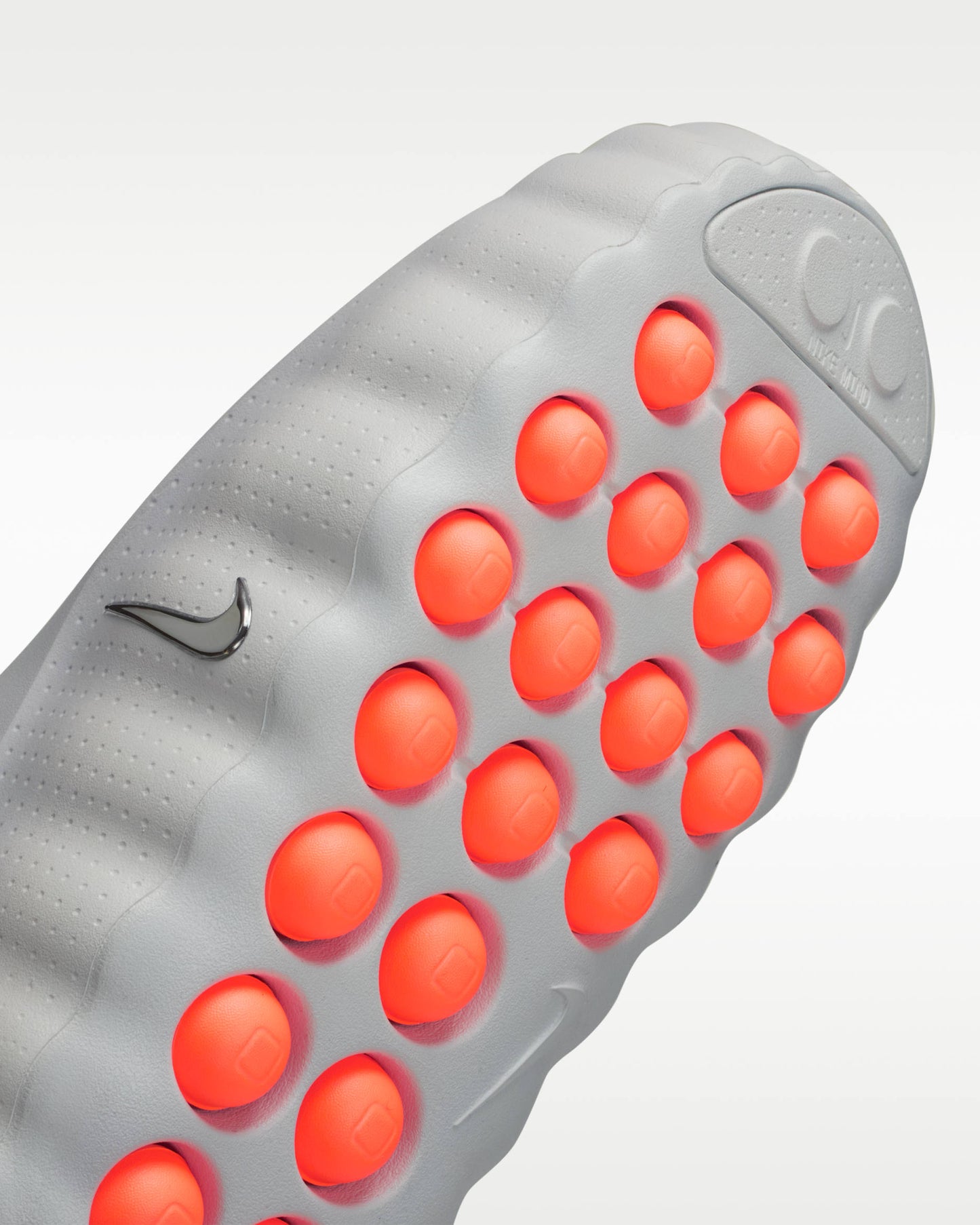 Nike Mind 001 papuče sive