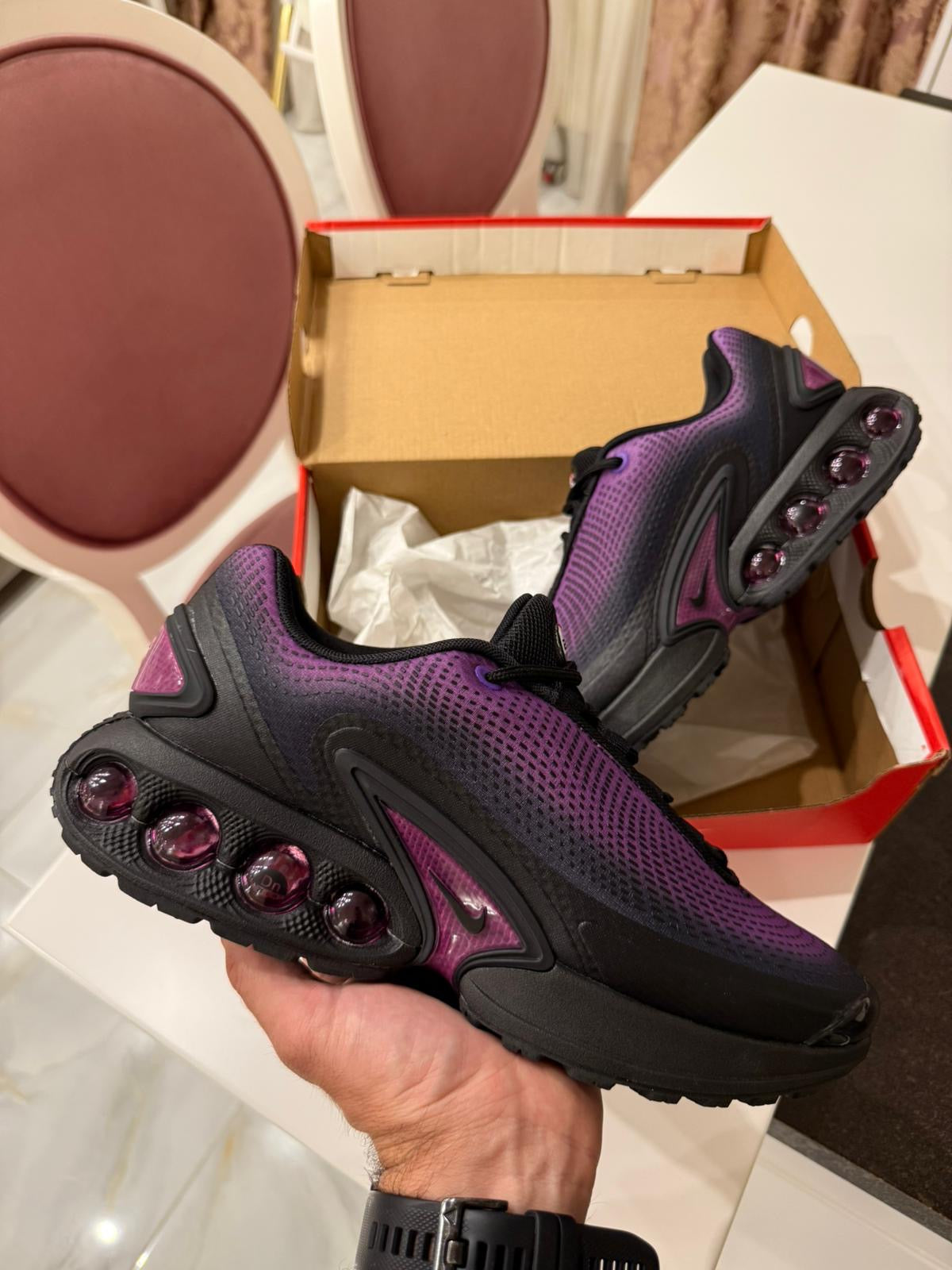 Nike Air Max Dn SE "Bold Berry"