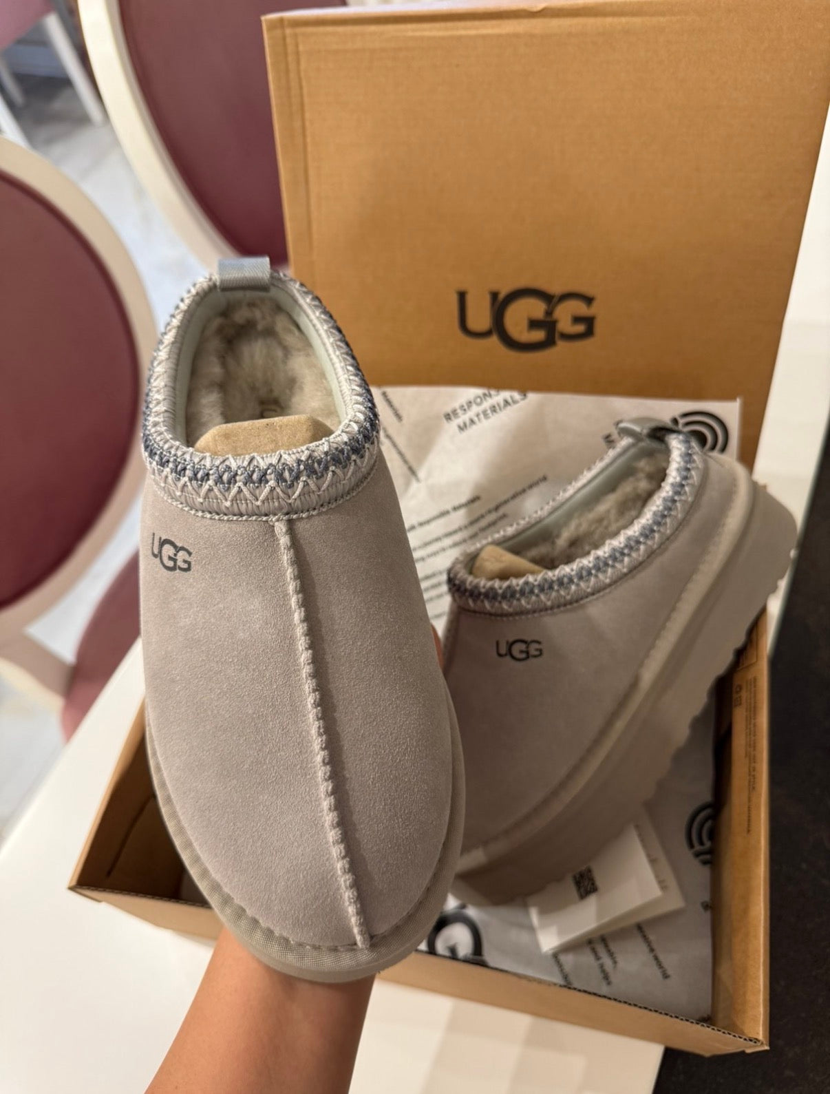 UGG Tazz sive