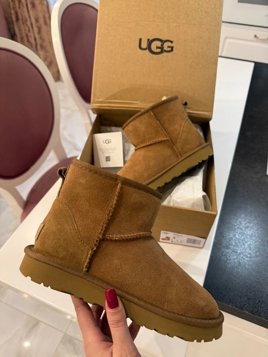 UGG Classic