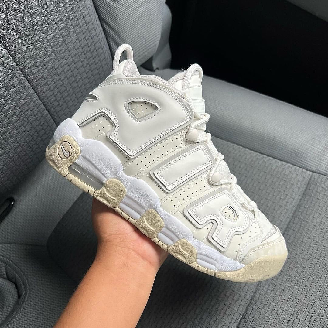Nike Air More UpTempo White/Beige