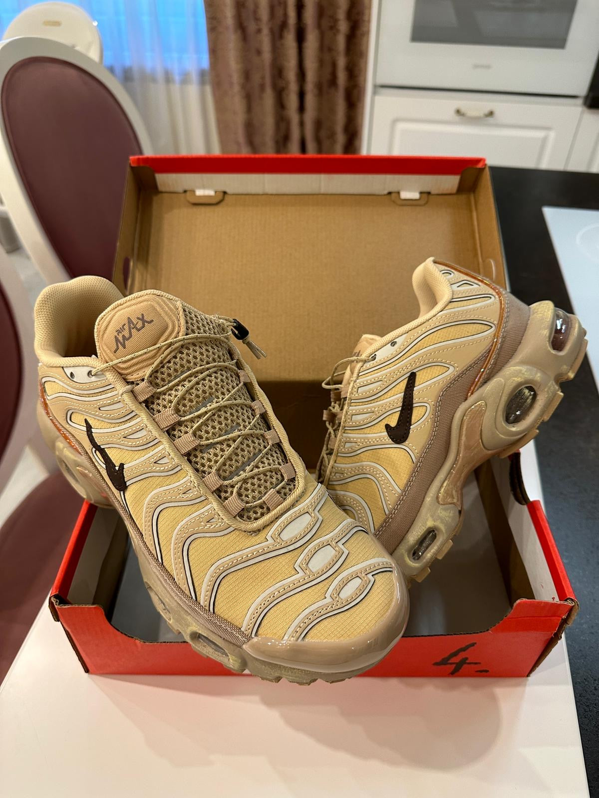 Nike Air Max TN Plus Sesame