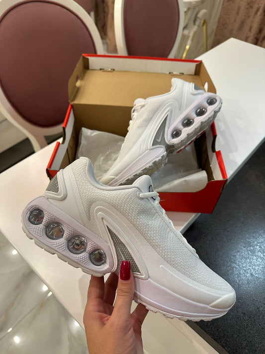 Nike Air Max DN sneakers White