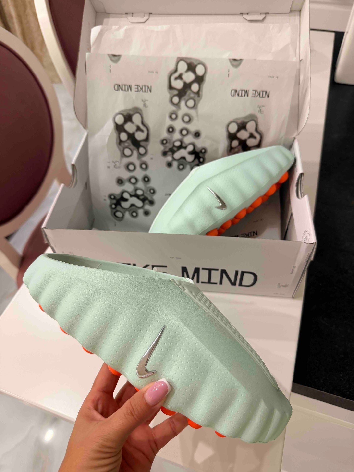 Nike Mind 001 papuče mint