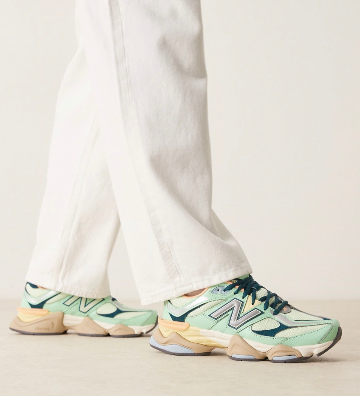 New Balance 9060 "Sweetgrass Deep Ocean"