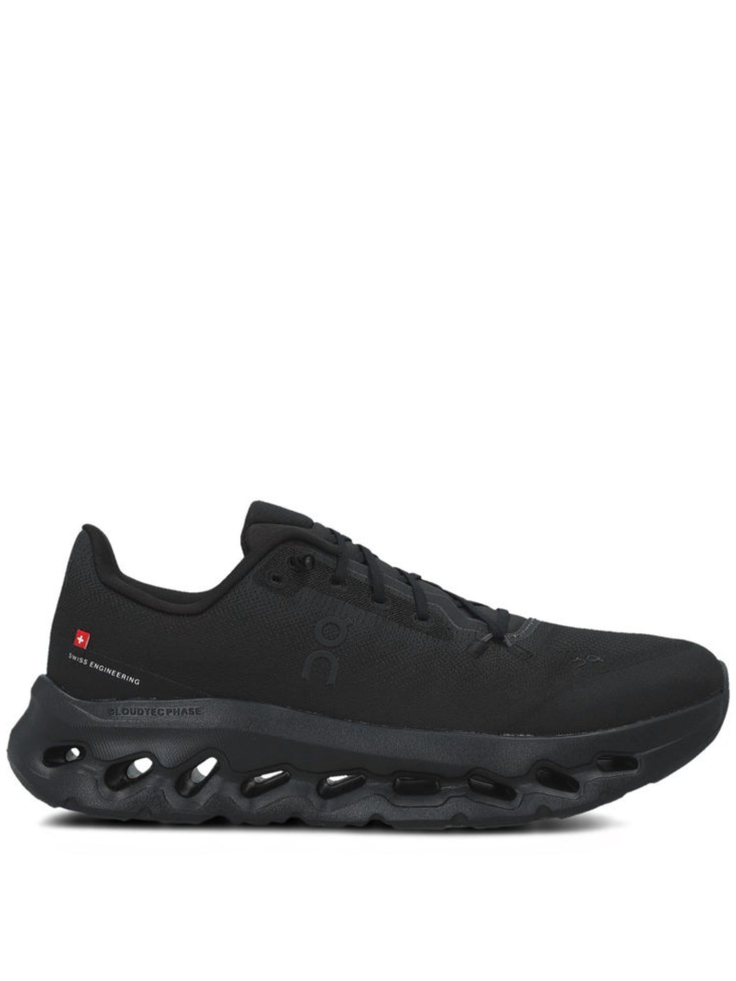 On Cloudtilt "Triple Black"