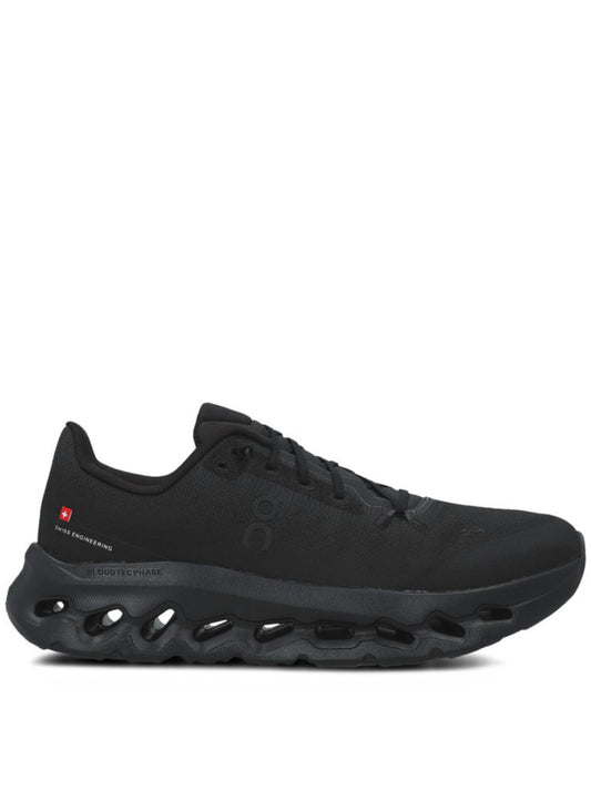 On Cloudtilt "Triple Black"